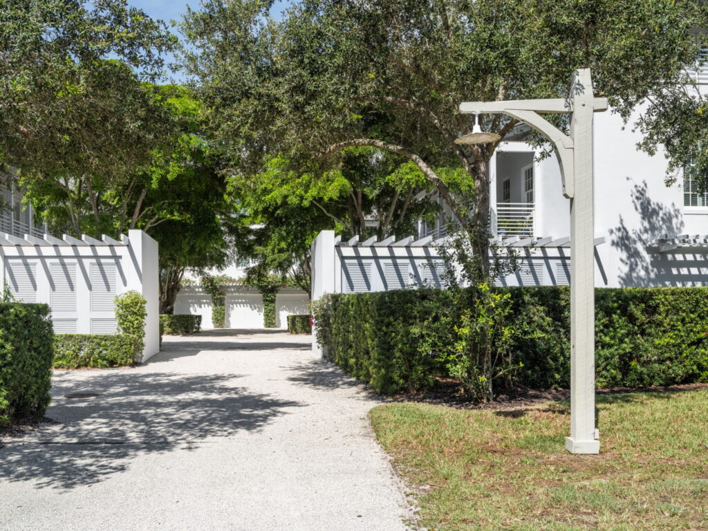 Auto Court Entrance