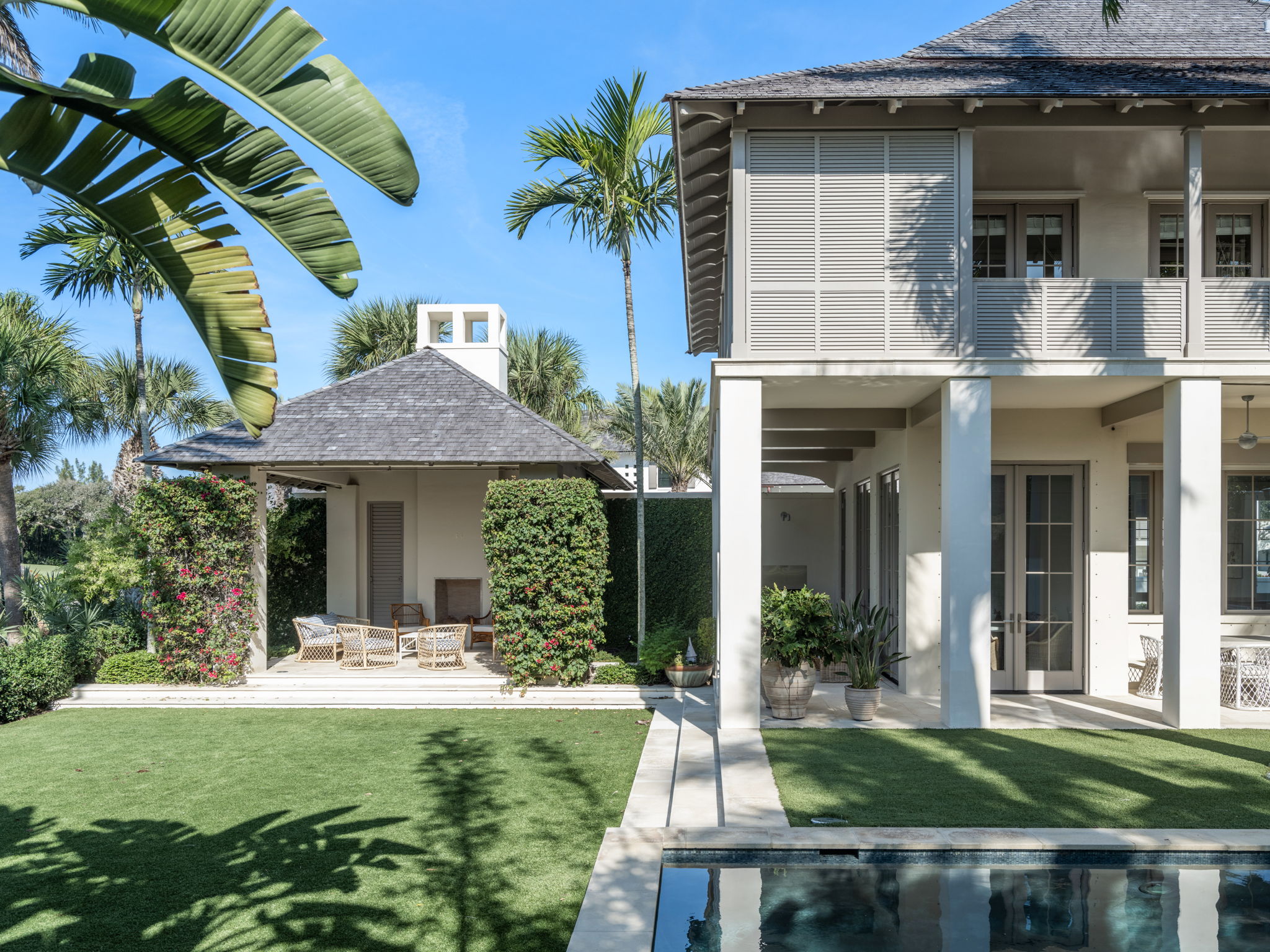 LIVING PAVILION & GARDEN