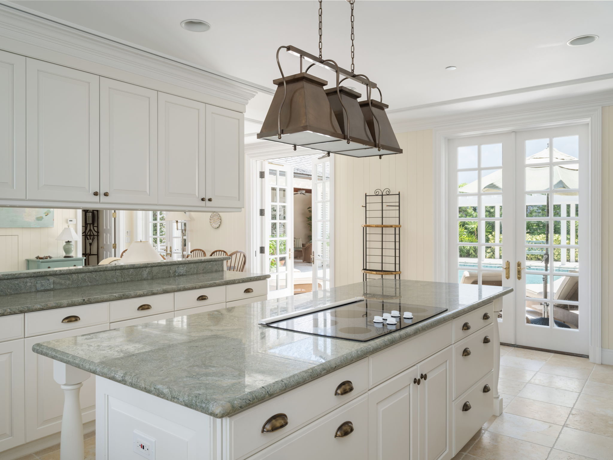 KITCHEN KITCHEN