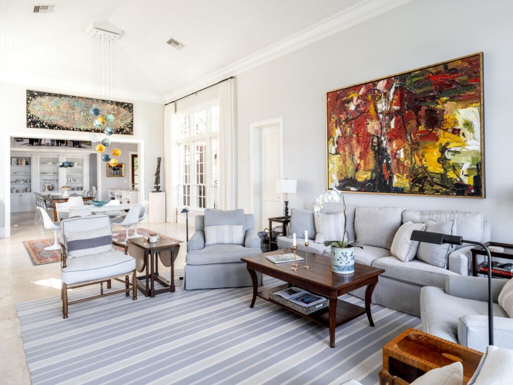 SITTING / DINING ROOM