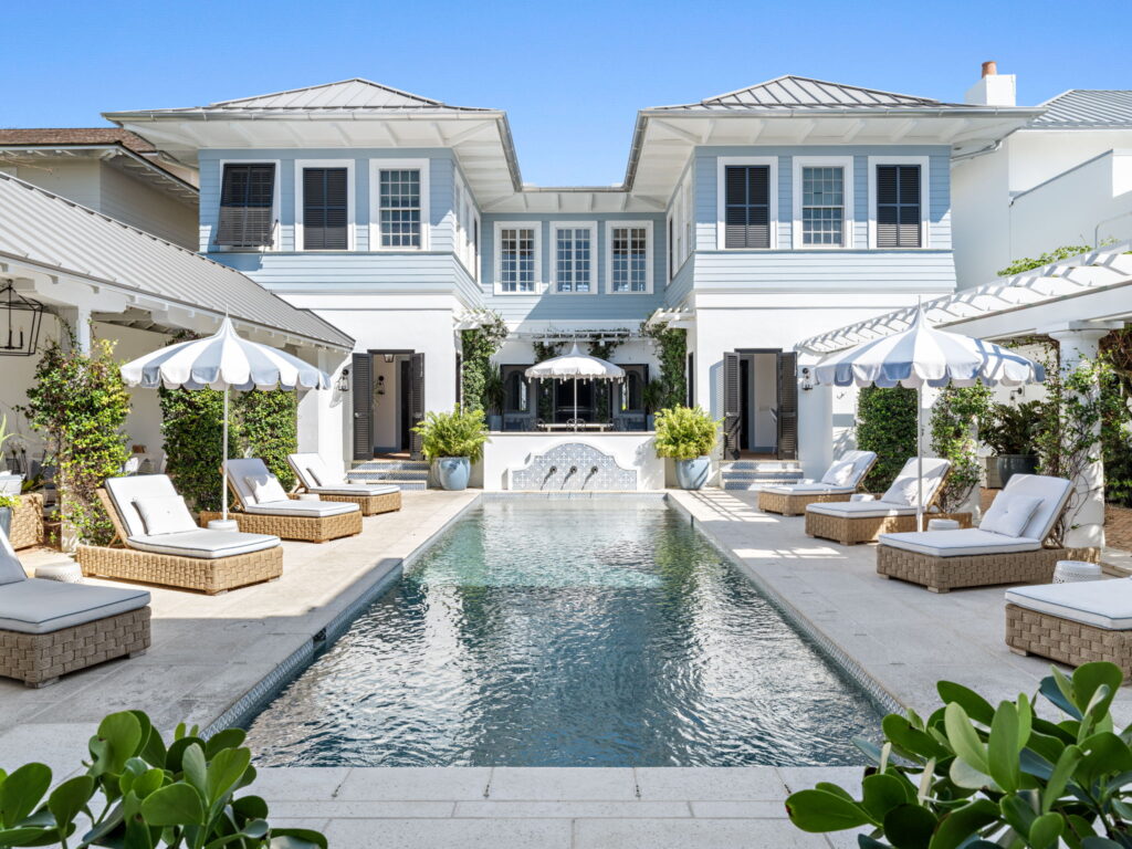 POOL, TRELLIS & LOGGIA