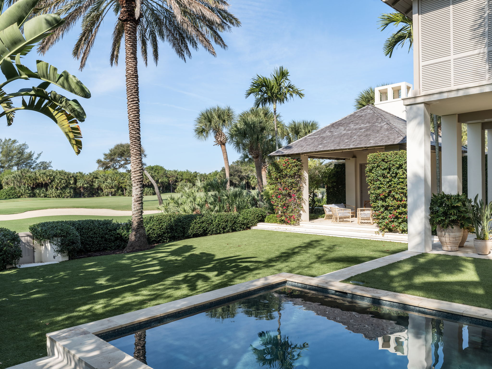 LIVING PAVILION, GARDEN & POOL